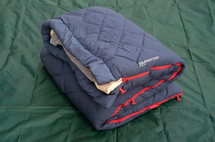 コールマンの「マルチレイヤースリーピングバッグ」をレビュー！オール