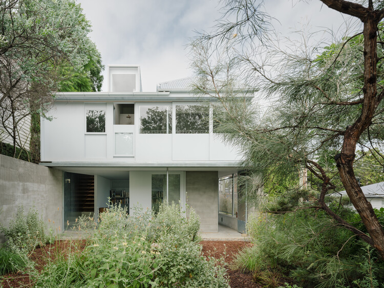 Red Hill House & Studio / zuzana&nicholas | ArchDaily