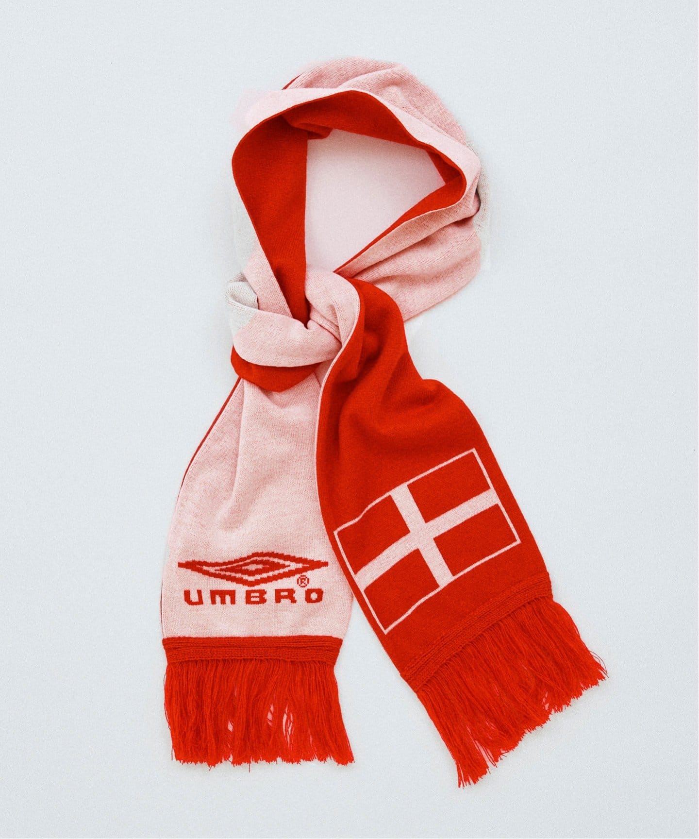 UMBRO EX STADIUM SIDE REVERSIBLE MUFFLER（マフラー）｜JOURNAL