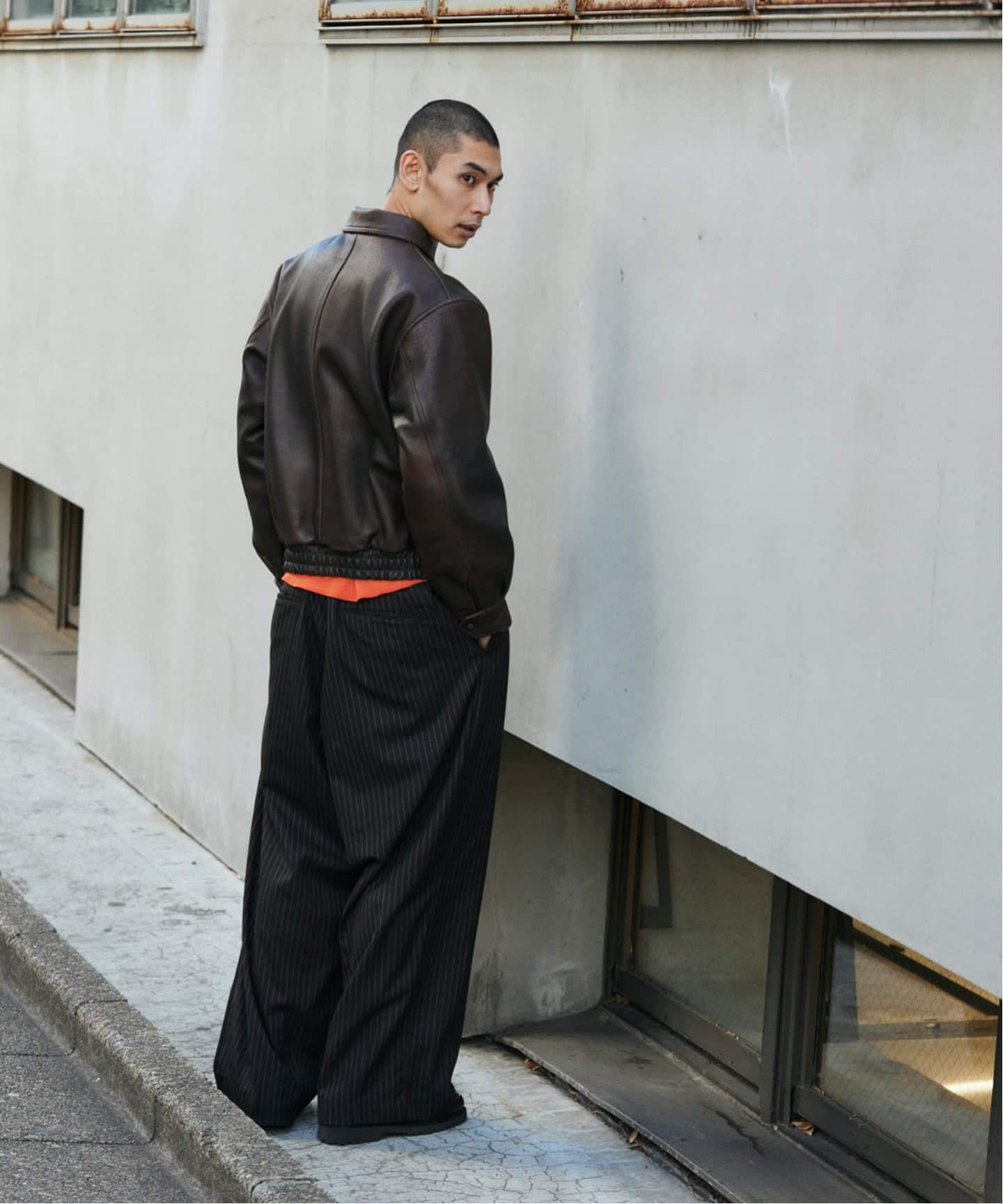 TR モダン ツイル ワイド ストライプ スラックス（スラックス