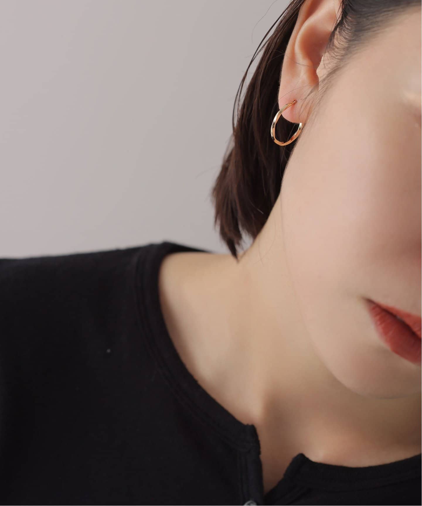 スクリュー角パイプフープピアス K10（両耳）（ピアス（両耳用