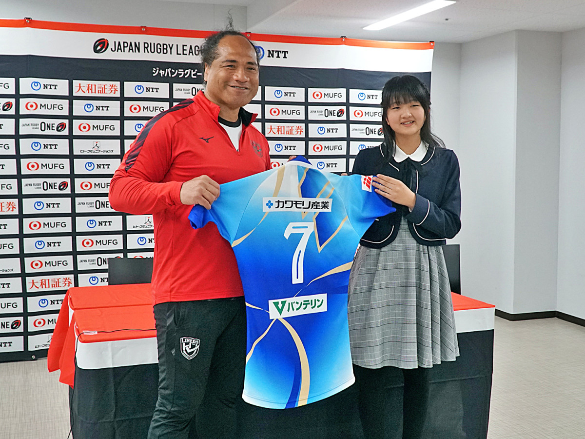 背番号は櫛本さんの好きなナンバー「7」に - 東大阪経済新聞