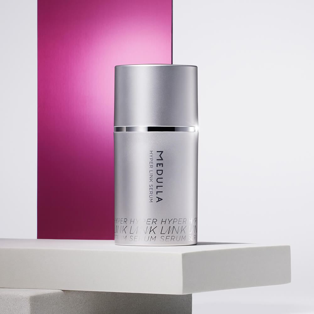 極上の生ヘアミルク「メデュラ ハイパーリンクセラム」の魅力に迫る