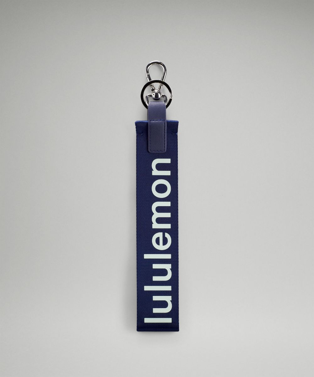 Never Lost Keychain | バッグ | Lululemon JP