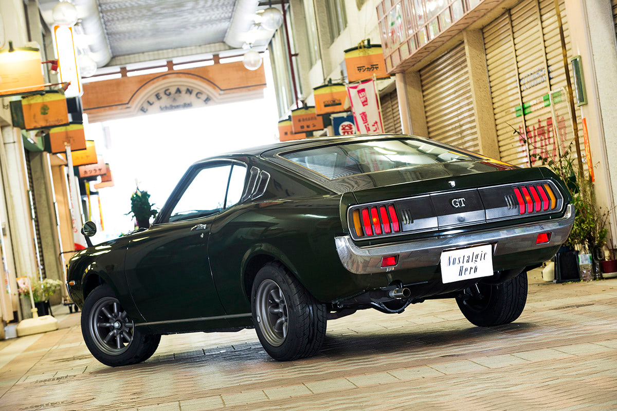 ブロンズのRSワタナベ・ホイールに込められた優しさ｜1975年式 トヨタ