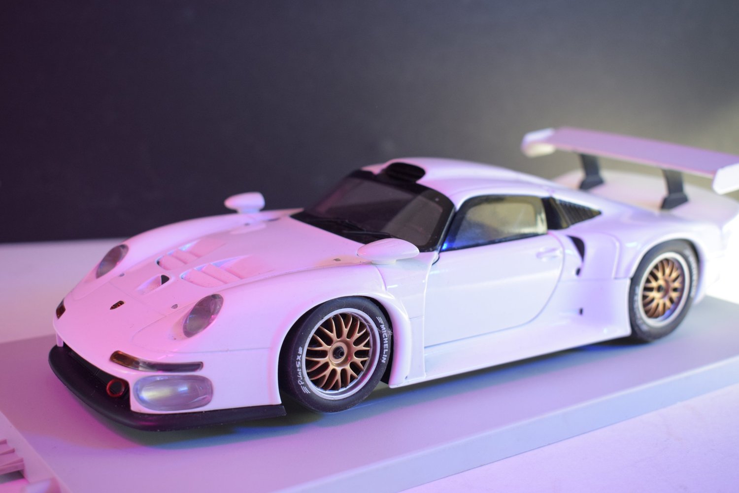 porsche 911 GT1 racing UT boxed, 1:18 scale variuos model — CS