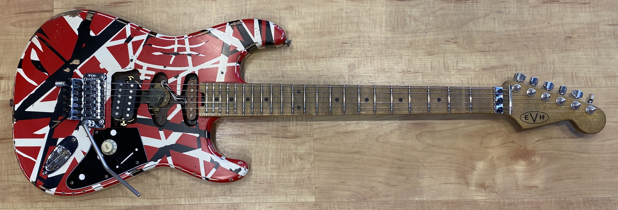 EVH Striped Series Frankenstein 