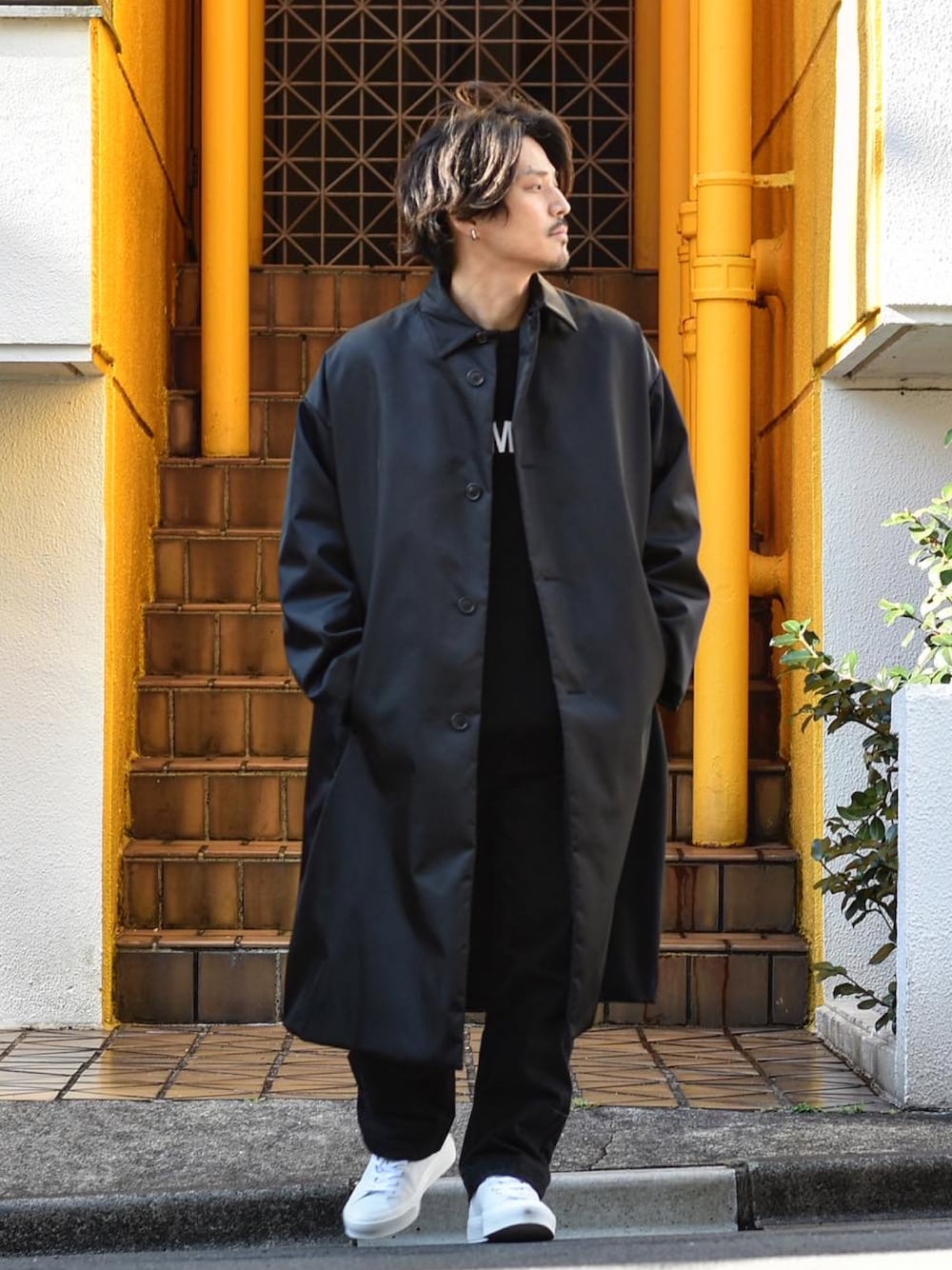 PRADAのステンカラーコートを使った人気ファッションコーディネート - WEAR