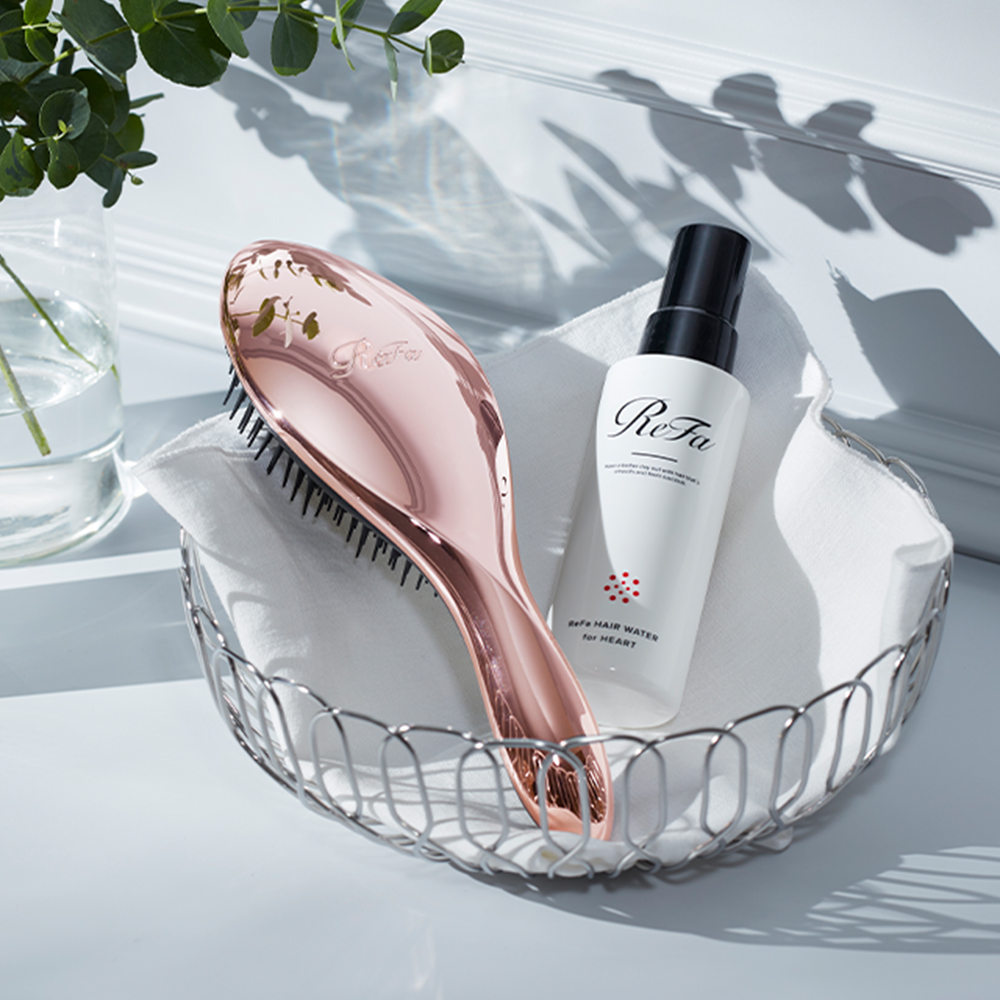 リファエールブラシ＆ヘアウォーターフォーハートセット | ReFa