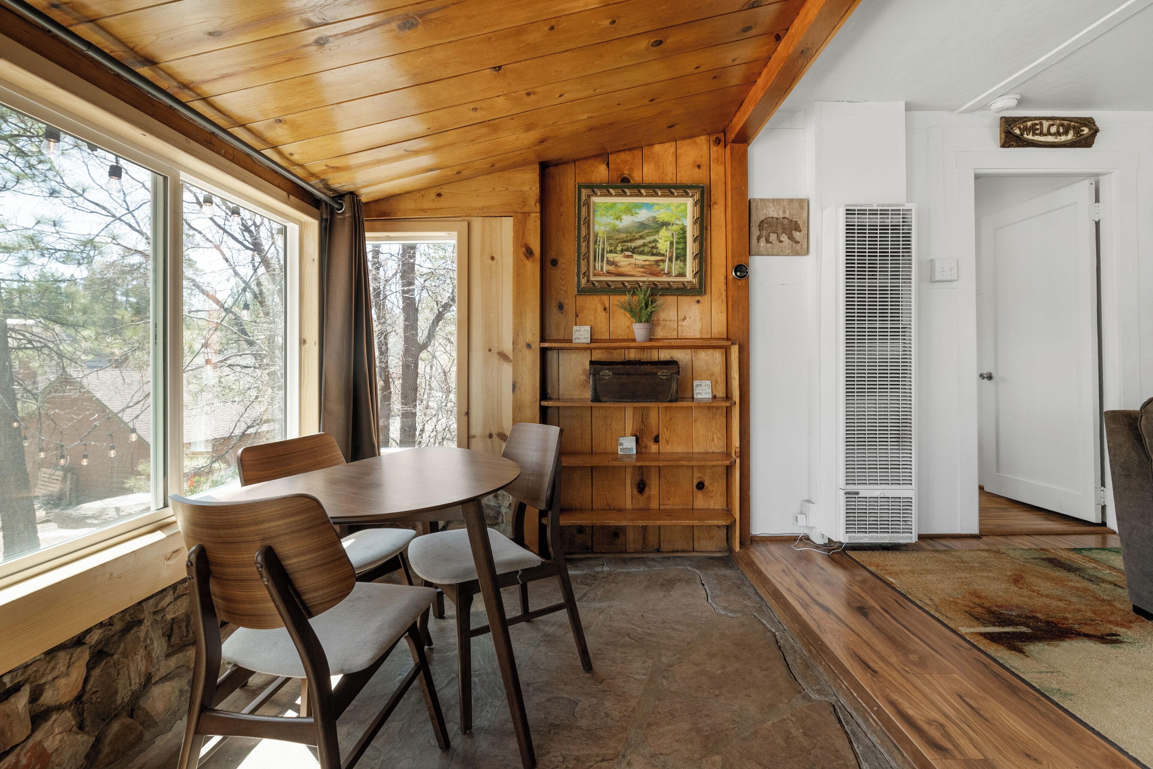 15 Best Cabins in Twin Peaks, CA - Cabins for Rent from $224 | Expedia