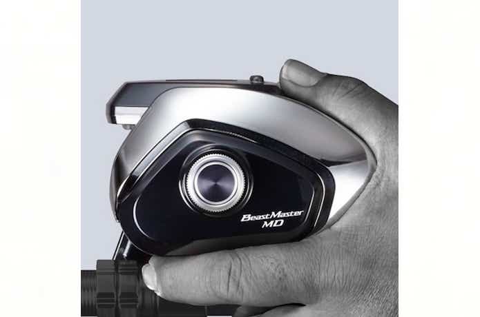 ビーストマスターMD3000にビックリ！ 魚探表示まで出来る電動リールの