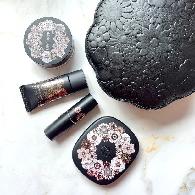 2025クリスマスコフレ】コスメデコルテ「エターナル ブルーム