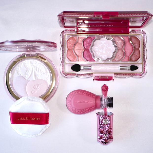 今年のクリスマスコフレの超目玉！ジルスチュアートの「ミッドナイト