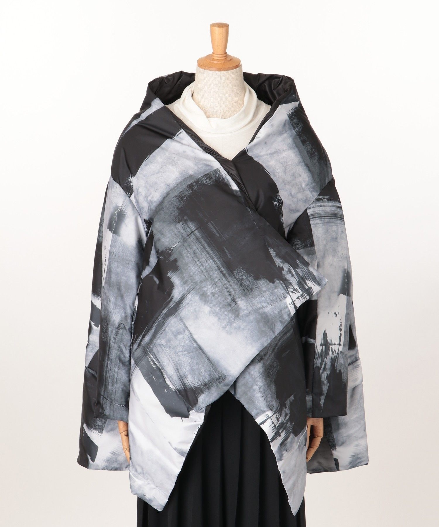 ブラッシュストロークダウン コート|芽風 | Sensounico ONLINE STORE