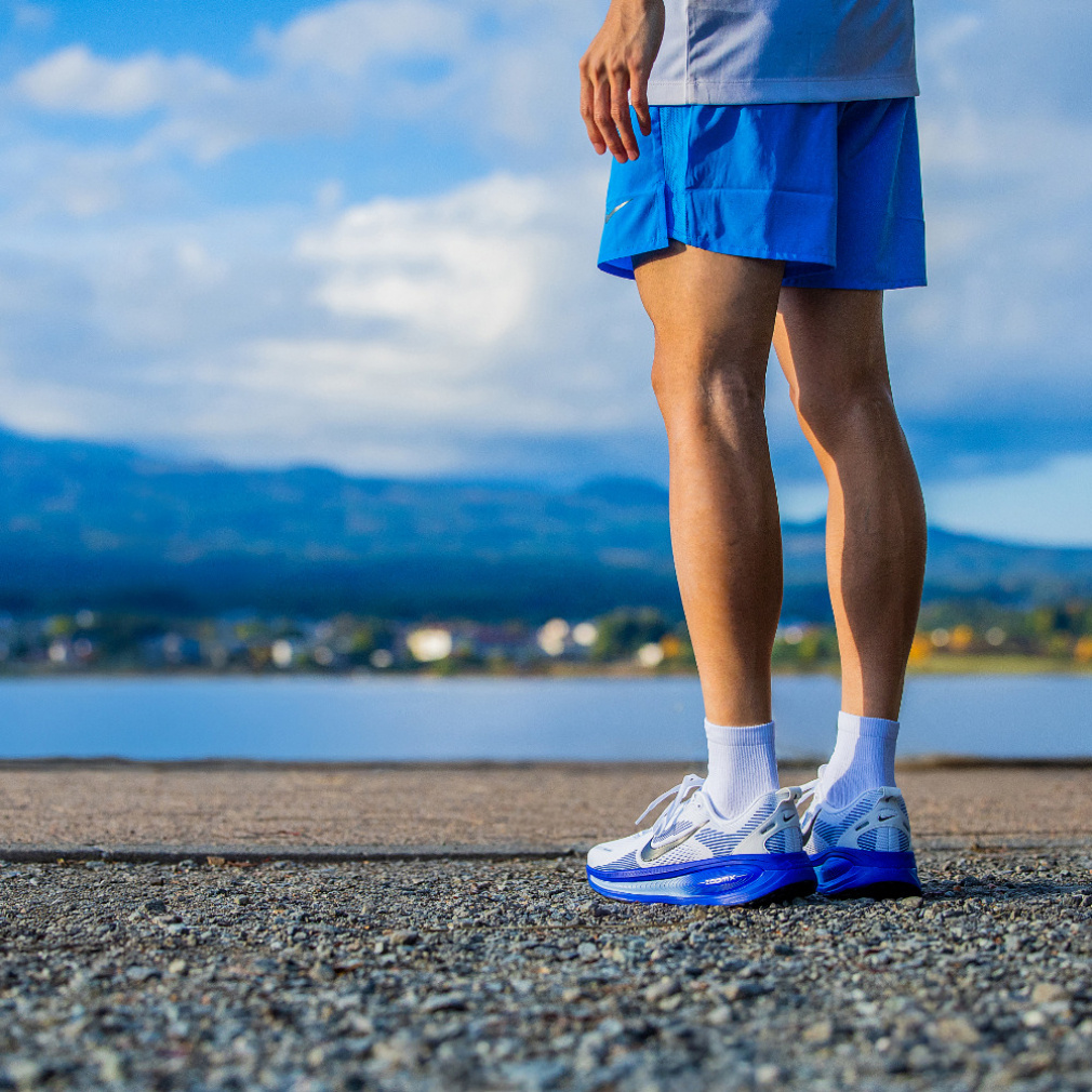 ナイキ VOMERO 18 ズーム ボメロ 18 HM6803-104 メンズ 陸上