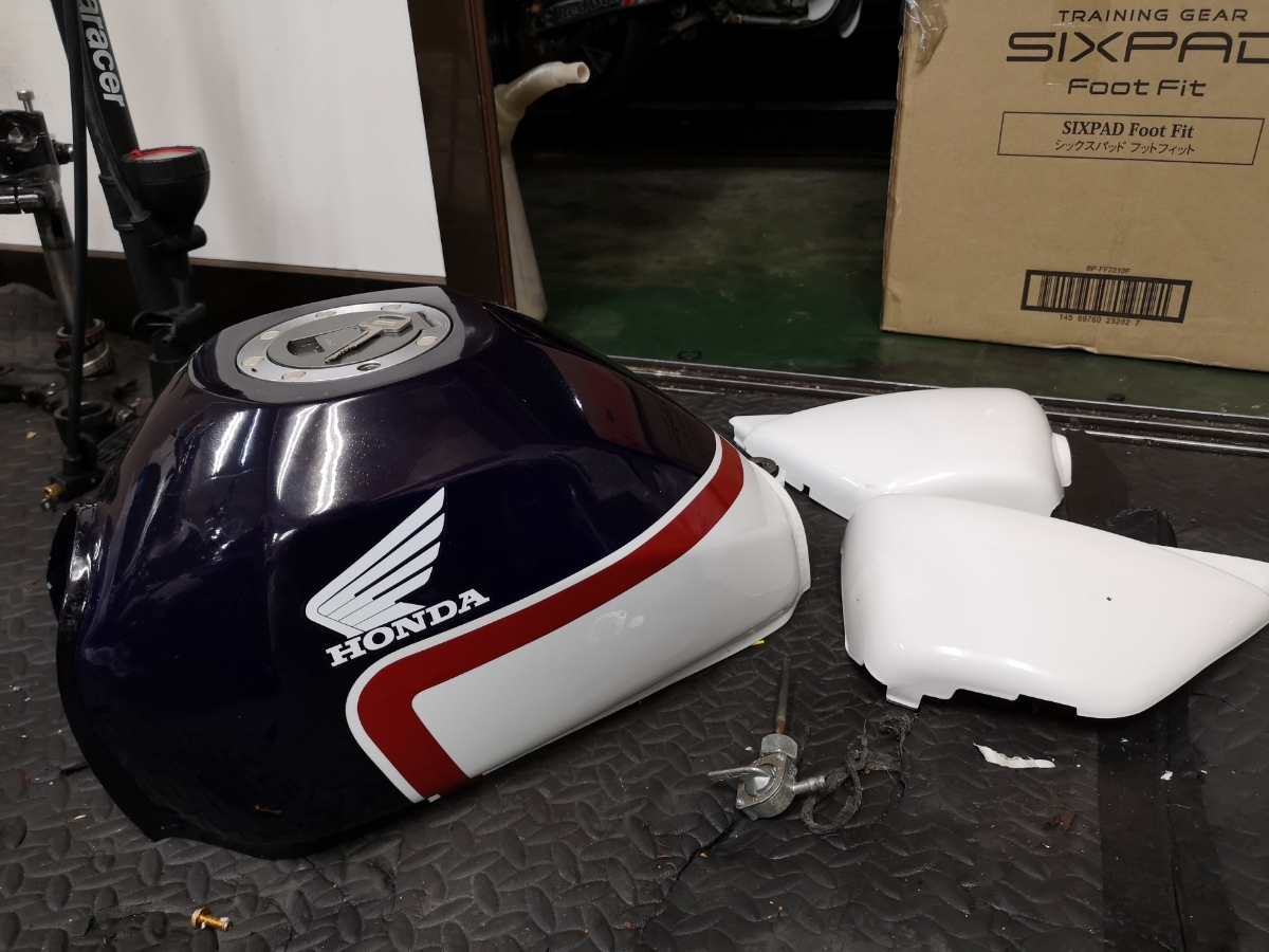 週末値下 HONDA ape 50 エイプCBX タンク ガソリンタンク 週末値下