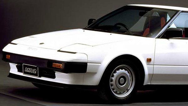 伝説の名車 いまも絶大な人気を誇る初代MR2の魅力と功績 - 自動車情報