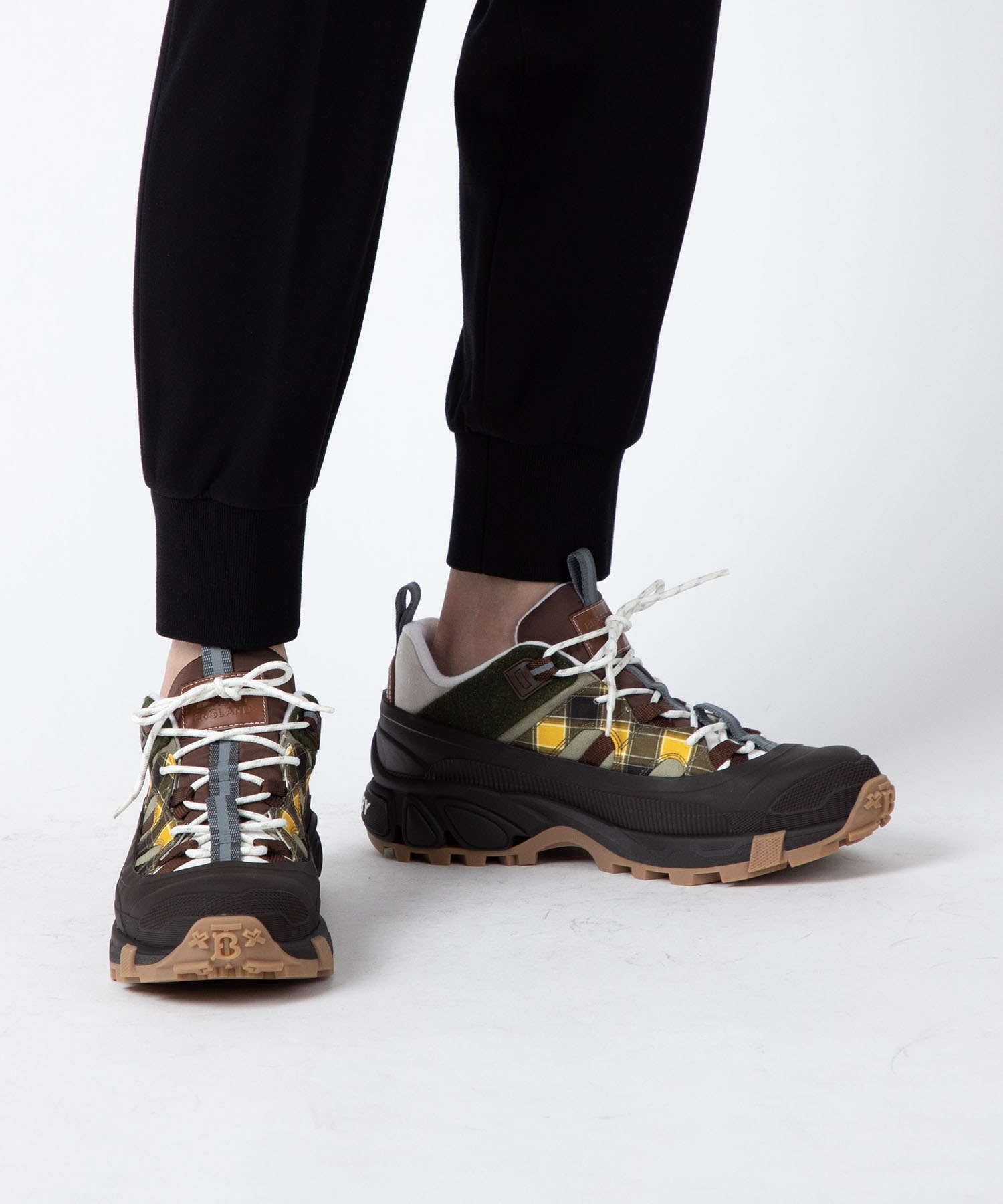 バーバリー BURBERRY 8050932 スニーカー メンズ シューズ アーサー