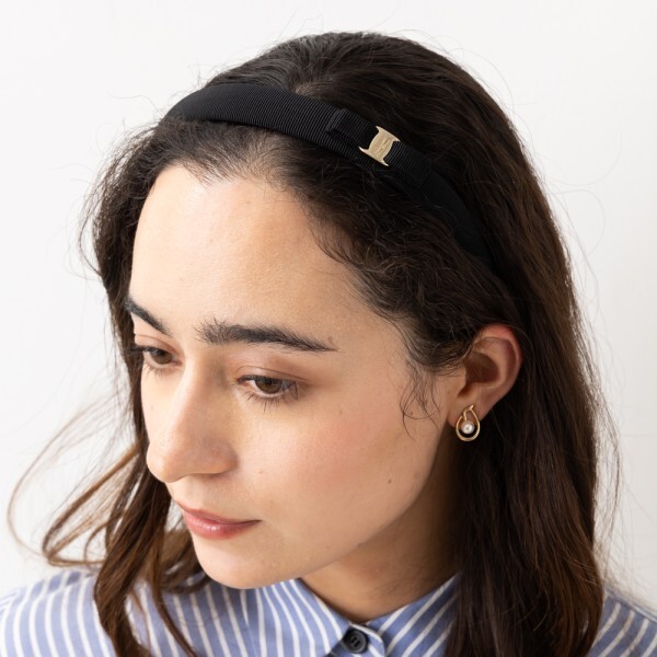 フェラガモ カチューシャ ヴァラ ヘアバンド ブラック レディース