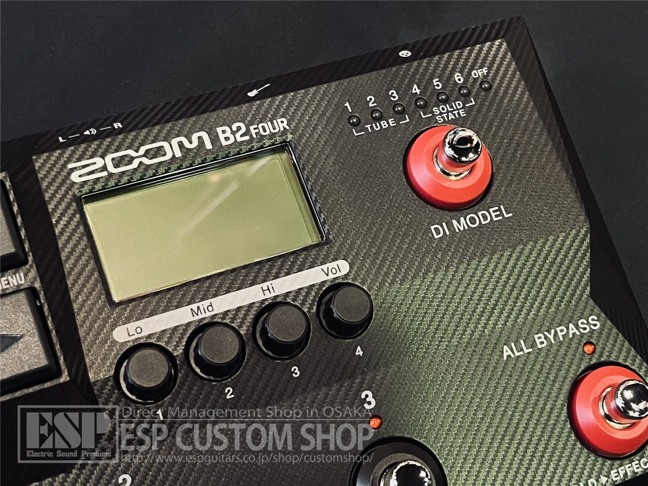 ZOOM B2 FOUR（新品/送料無料）【楽器検索デジマート】