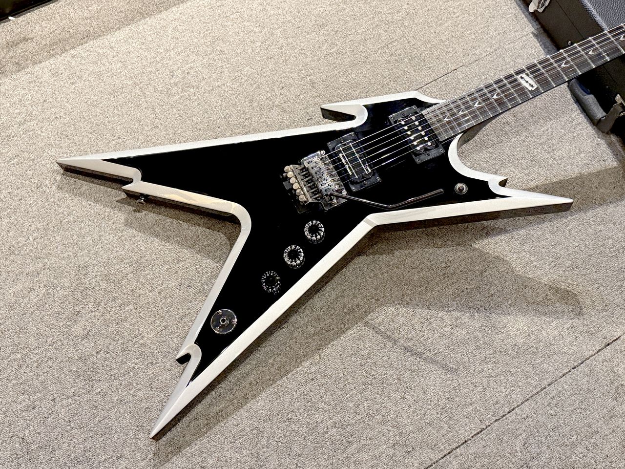 DEAN Dime RAZORBACK 255（中古）【楽器検索デジマート】