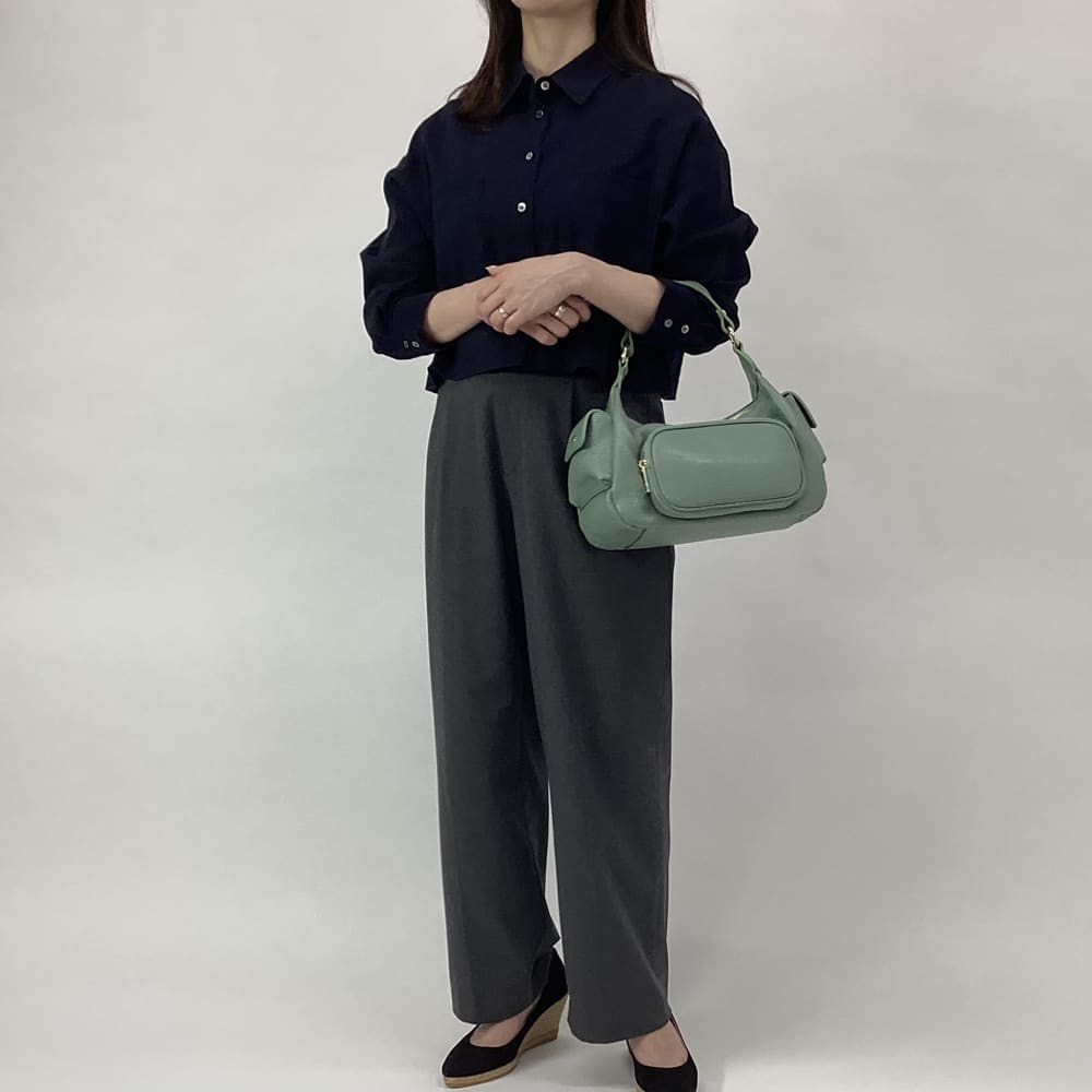 LAURA DI MAGGIO（R）/ラウラ ディ マッジオ ワンハンドルレザーバッグ