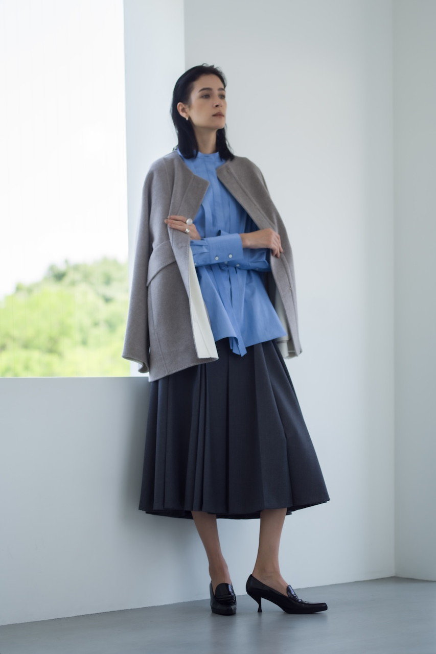 ebure(エブール)｜ソフトギャバジン プリーツスカート/グレー の通販