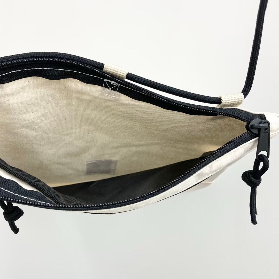 ジブリ - ショルダーバッグ サコッシュ 魔女の宅急便 韓国限定