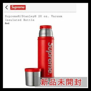 Supremeのフリマアイテム一覧