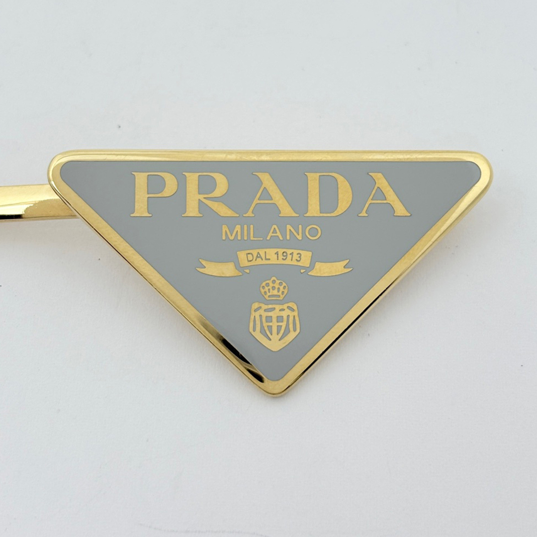 PRADA - プラダ ロゴプレート ヘアピン レディース 【中古】の通販 by