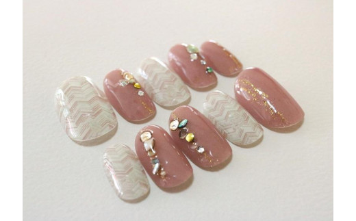 ジェルで作られた「形状記憶ネイルチップ」【K135／Sサイズ】 / 大阪