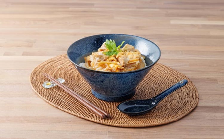 美濃焼】ラーメンどんぶりとレンゲセット 窯変紺色（各2点合計4点