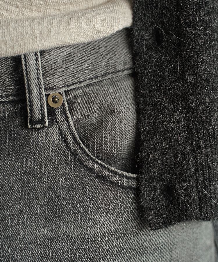 shiun(シウン) ONLINE STORE / FLARE SLUB DENIM PANTS