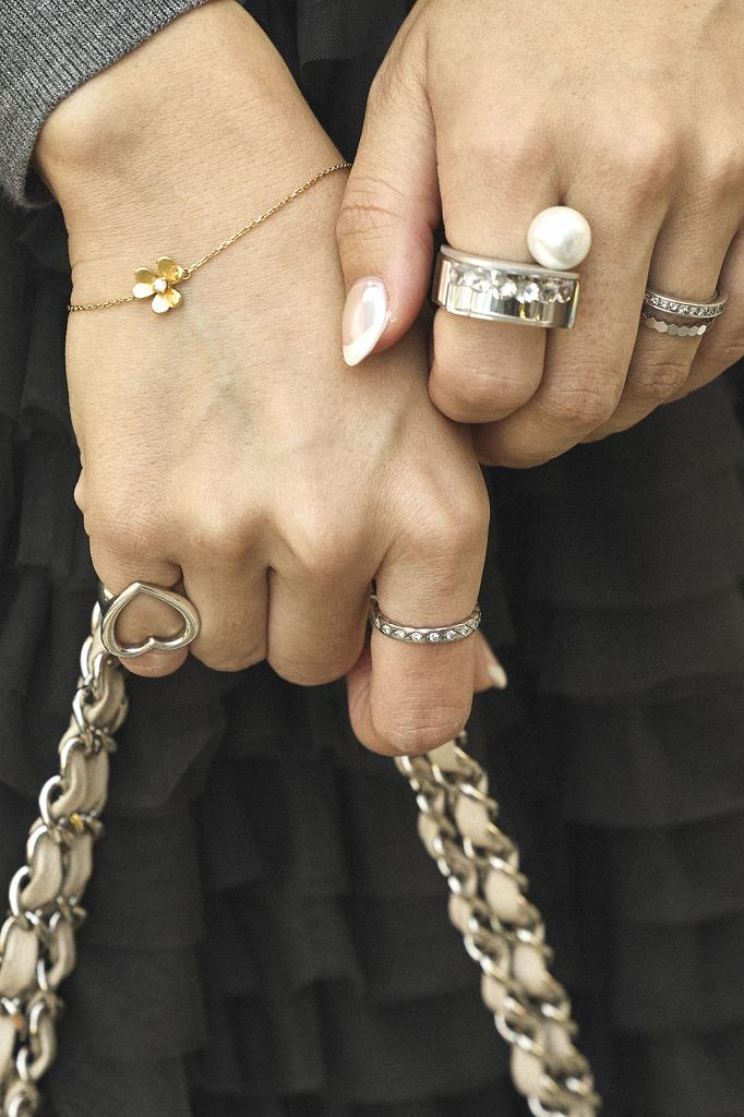 ステキな40代は手元が違う！シャネル【ココ クラッシュ】コーデ＜読者