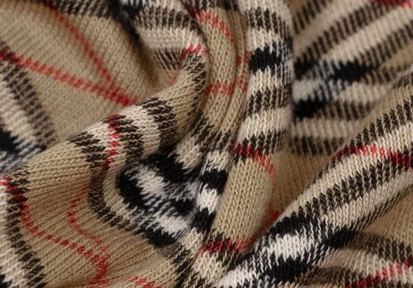 バーバリー ブルーレーベルBURBERRY BLUE LABEL ノバチェックニット