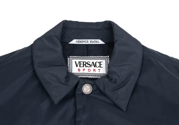 ヴェルサーチスポーツVERSACE SPORT メタルボタン中綿ハーフコート 紺