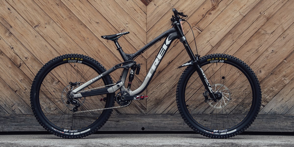 ヴァリ・ホルのダウンヒルマウンテンバイクTrek Session 2021を徹底