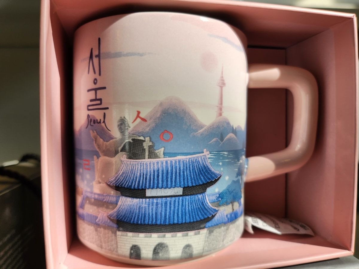 韓国現地レポ】韓国・ソウルのスタバ！ おみやげで買いたい限定グッズ