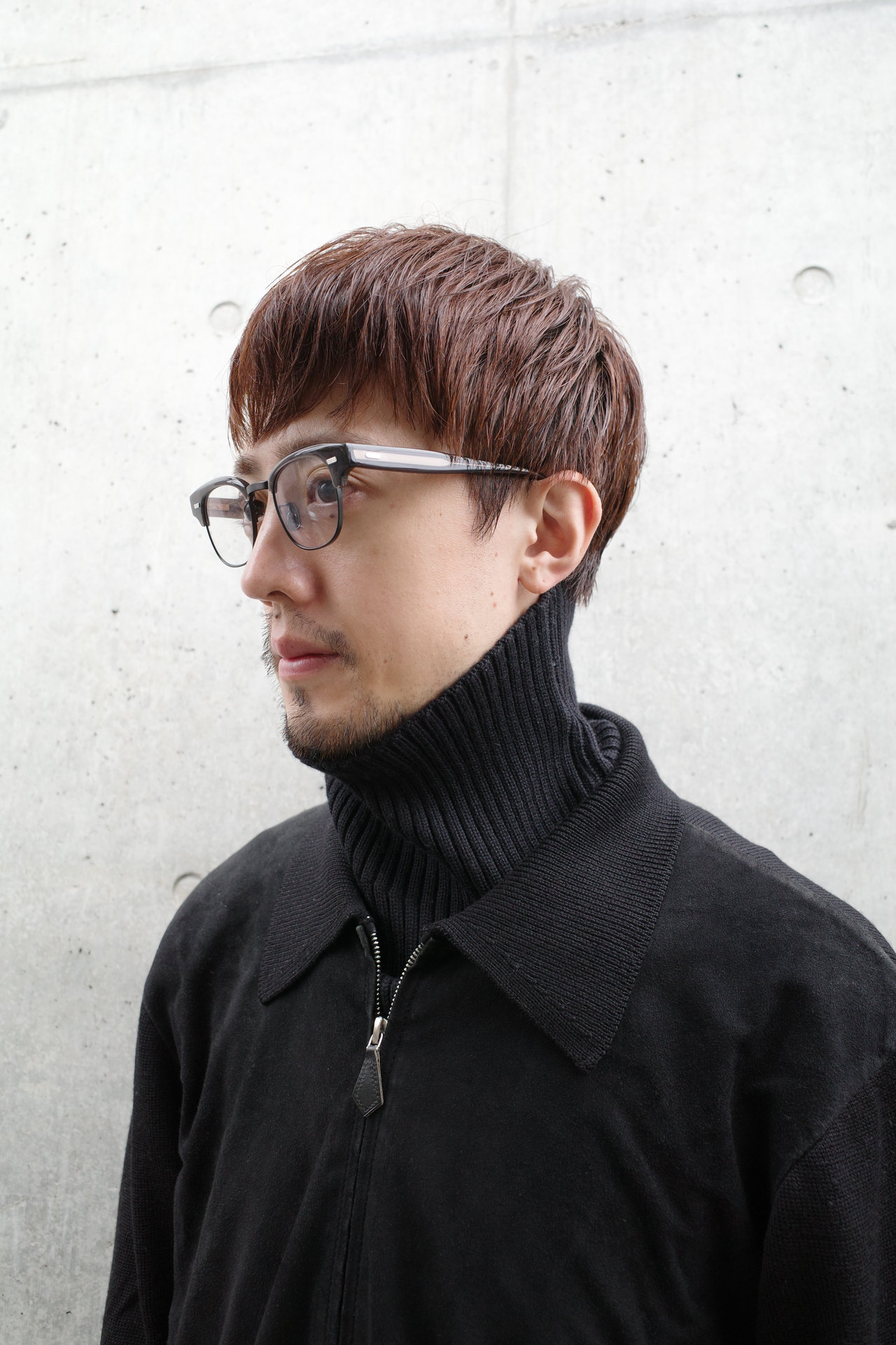 おしゃれな大人が「買ってよかった」プラダのネックウォーマー