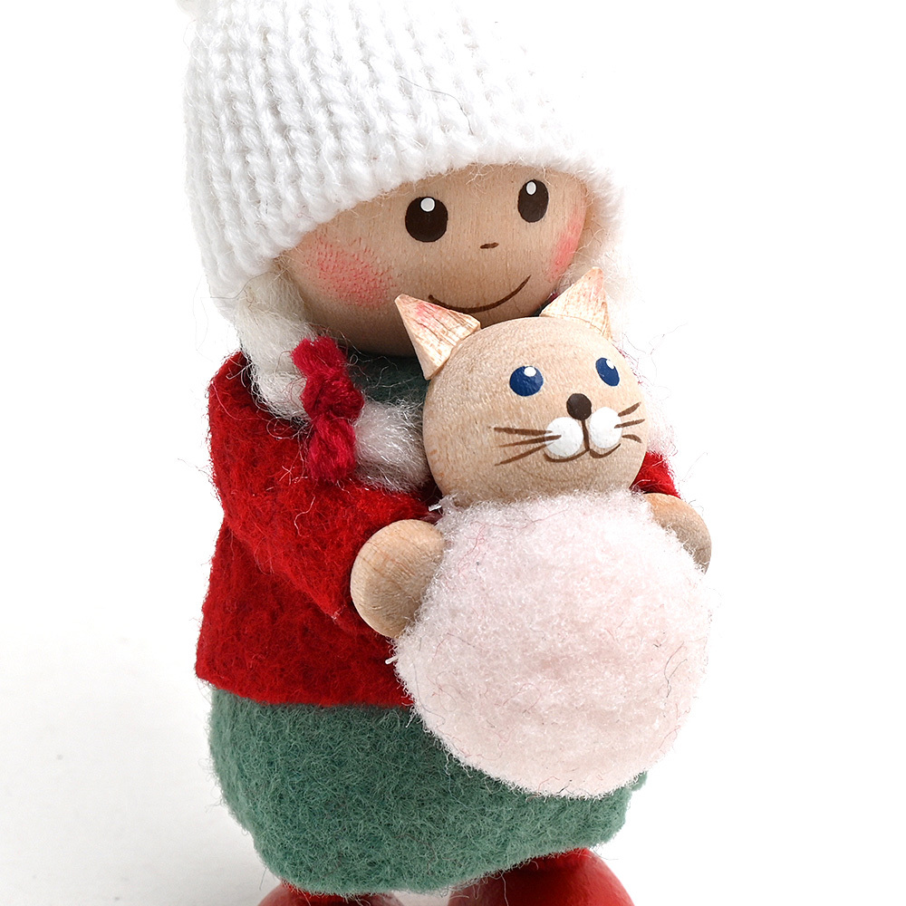 ノルディカニッセ ネコのぬいぐるみを抱えた女の子 Joy to the world