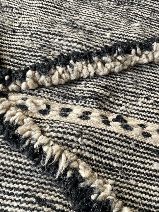 モロッコラグ「ZANAFIキリムキャメル」ブジャァッド産 ウール手織りラグ