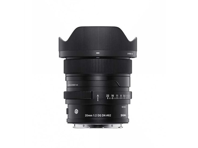 シグマ、ミラーレス用の超広角単焦点レンズ「SIGMA 20mm F2 DG DN」を2