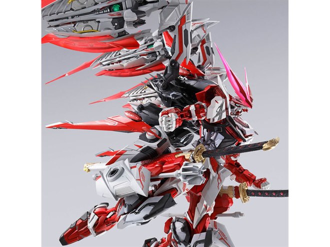 ガンダムアストレイ レッドドラゴニクス」がMETAL BUILD化、新武装付き