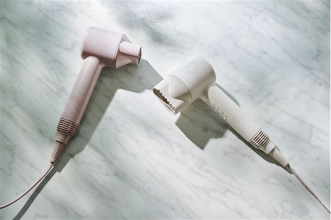 FESTINO、距離で温風＆冷風を切り替えるニュアンスドライモードを搭載