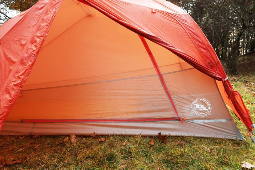 便利な機構を備えながら重量1.13kg！ ビッグアグネスのソロテント