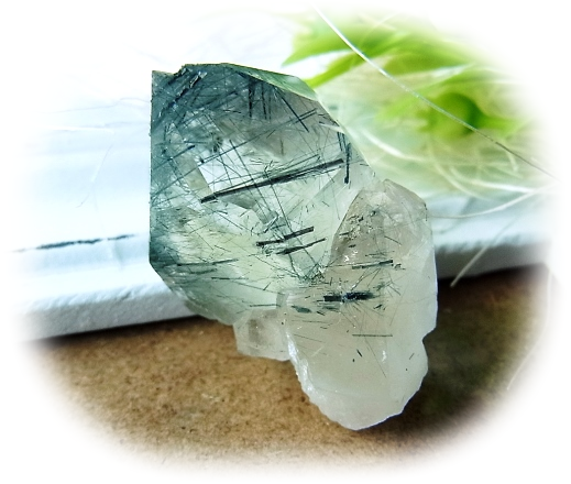 樹Rieは稀少石のブルーターラクォーツ原石と ブルーターラクォーツ