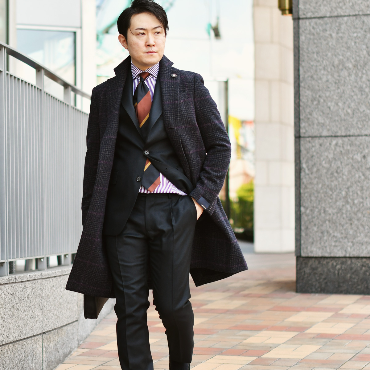 LARDINI【ラルディーニ】 シングルチェスターコートをご紹介致します