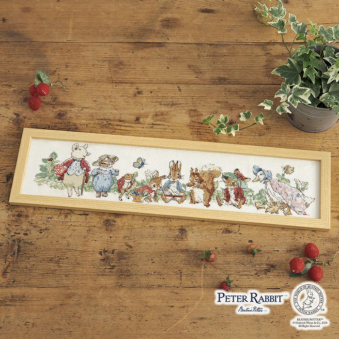 クロスステッチフレーム＜ピーターラビット（TM）となかまたち