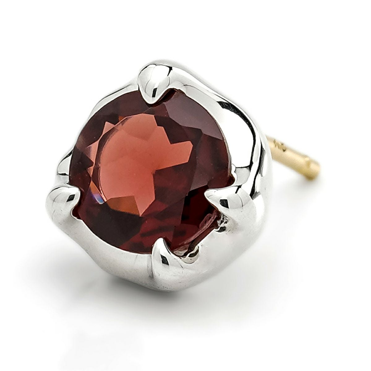 ブラッディマリー Nut ナットピアス -木の実- w/アイオライト