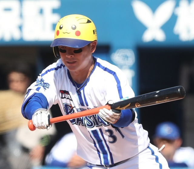 横浜DeNAベイスターズ #31 柴田 竜拓（しばた たつひろ）の使用ギア